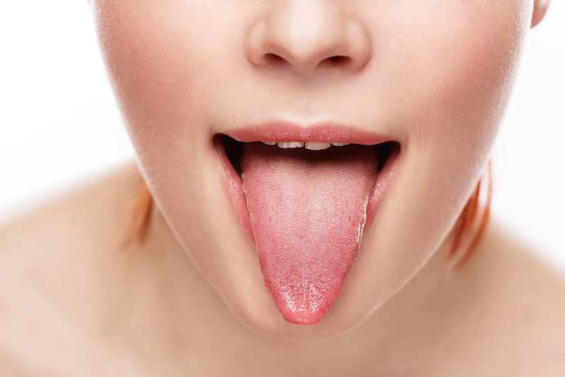 La mayoría de las formas extremas en que las personas intentan mantenerse delgadas: parches en la lengua